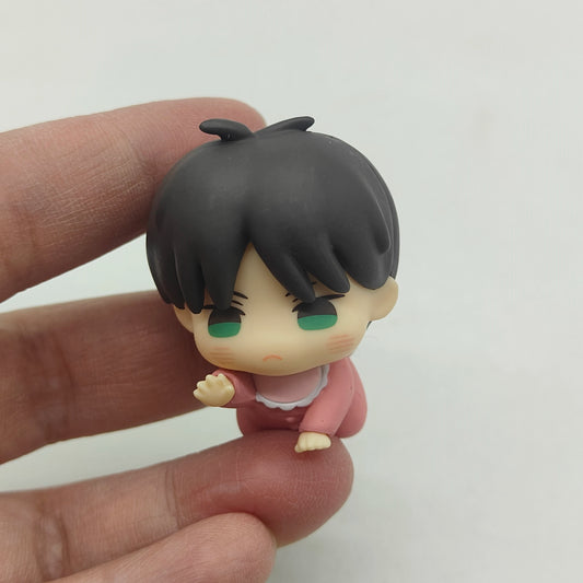 Attack on Titan: Figuras Gachapon Mini Bebés