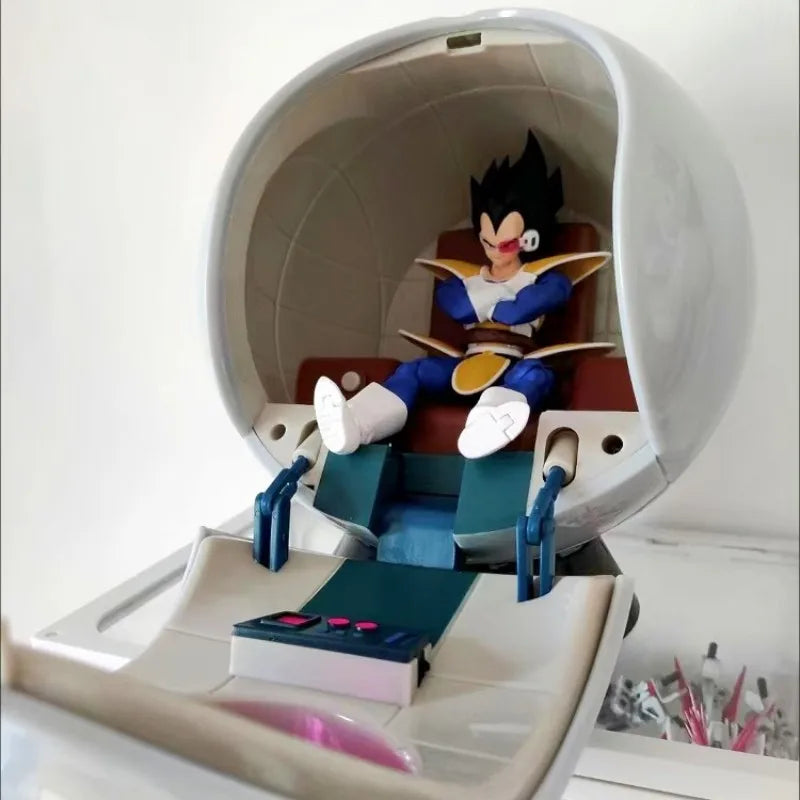 Dragon Ball: Vegeta en Cápsula Espacial Figura