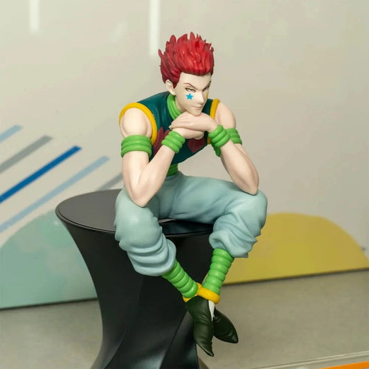 Hunter x Hunter: Hisoka Sentado Figura 13 cm