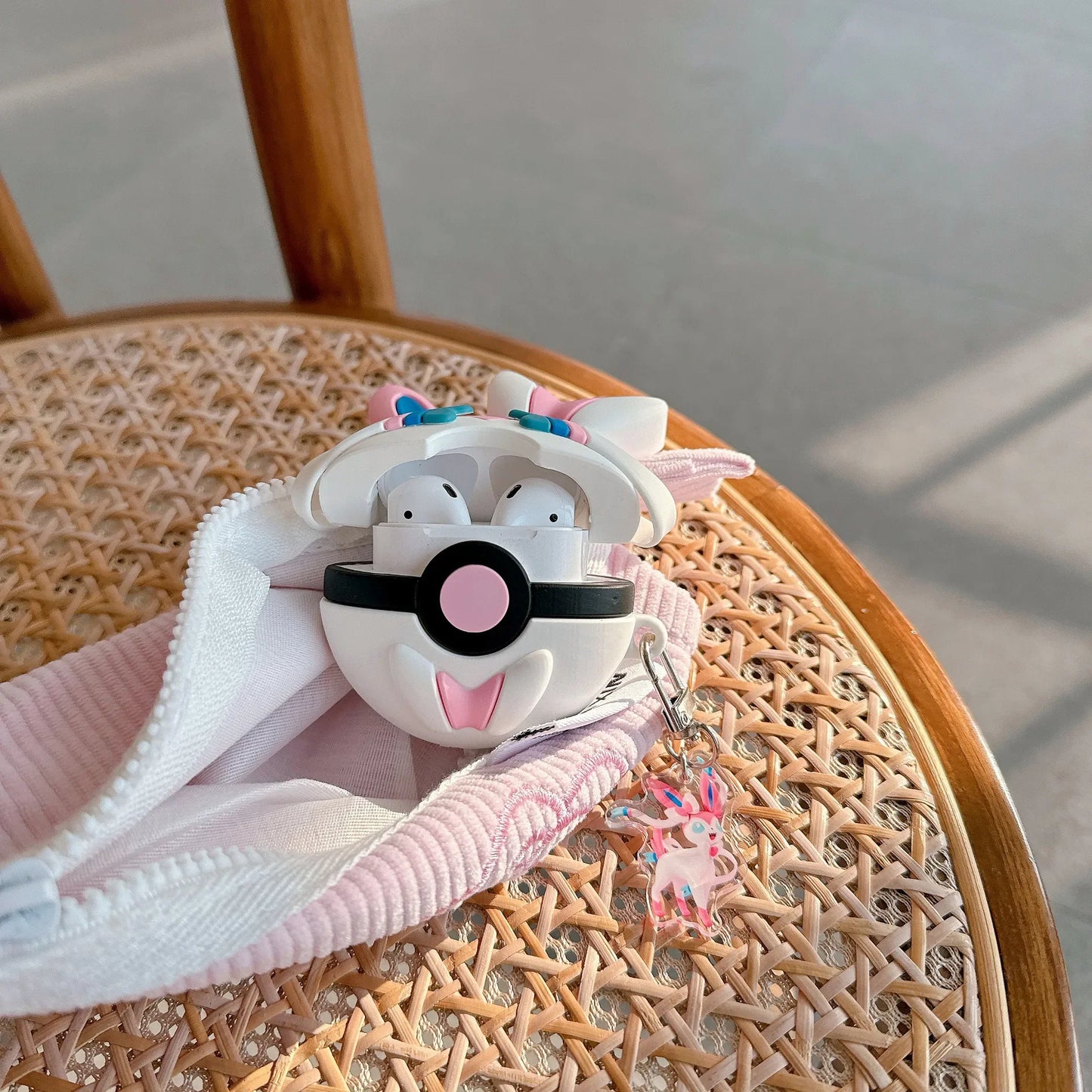 Pokémon: Funda Airpods Sylveon