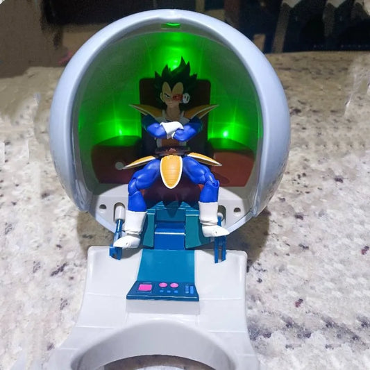 Dragon Ball: Vegeta en Cápsula Espacial Figura