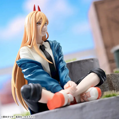 Chainsaw Man: Figura Power sentada