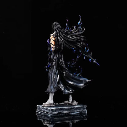 Bleach: Kurosaki Ichigo Figura [35cm] - Sorpresa
