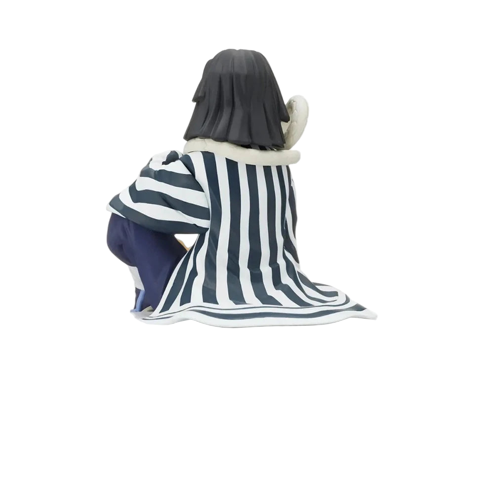 Kimetsu no Yaiba: Iguro Obanai Figura Sentado