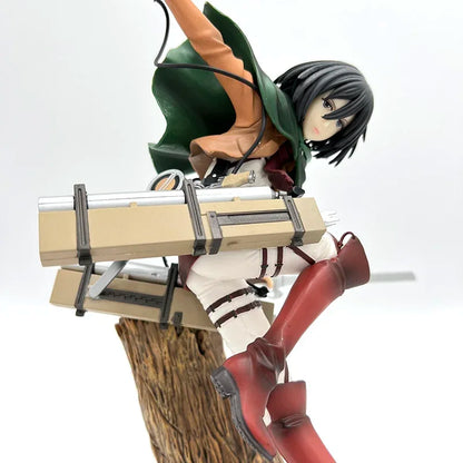 Attack on Titan: Mikasa Figura [30cm]