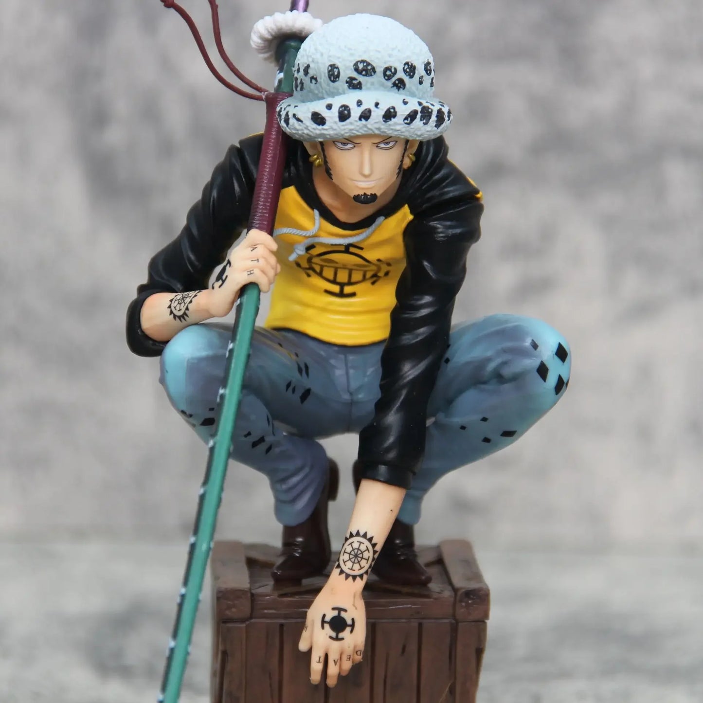 One Piece: Trafalgar Law Figura [21cm]