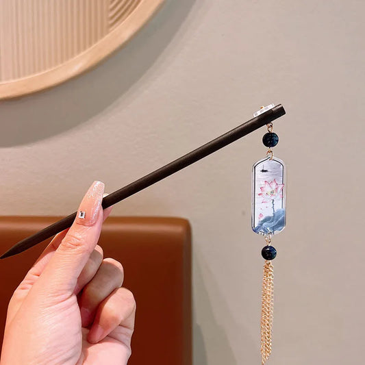 Horquilla Imperial: El Pergamino del Loto Sagrado