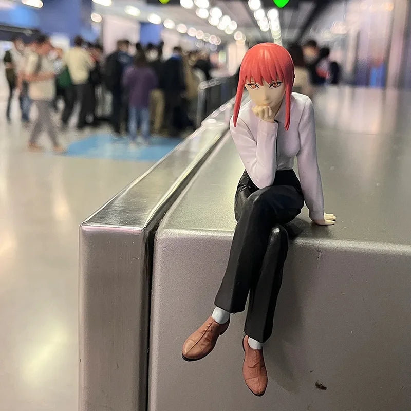 Chainsaw Man: Figura Makima sentada [15cm]