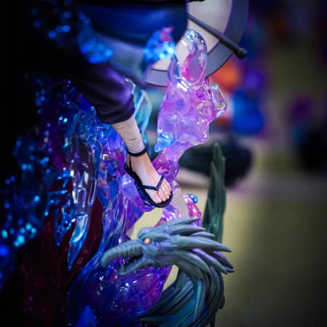 Naruto: Uchiha Madara LED Figura grande [35cm]