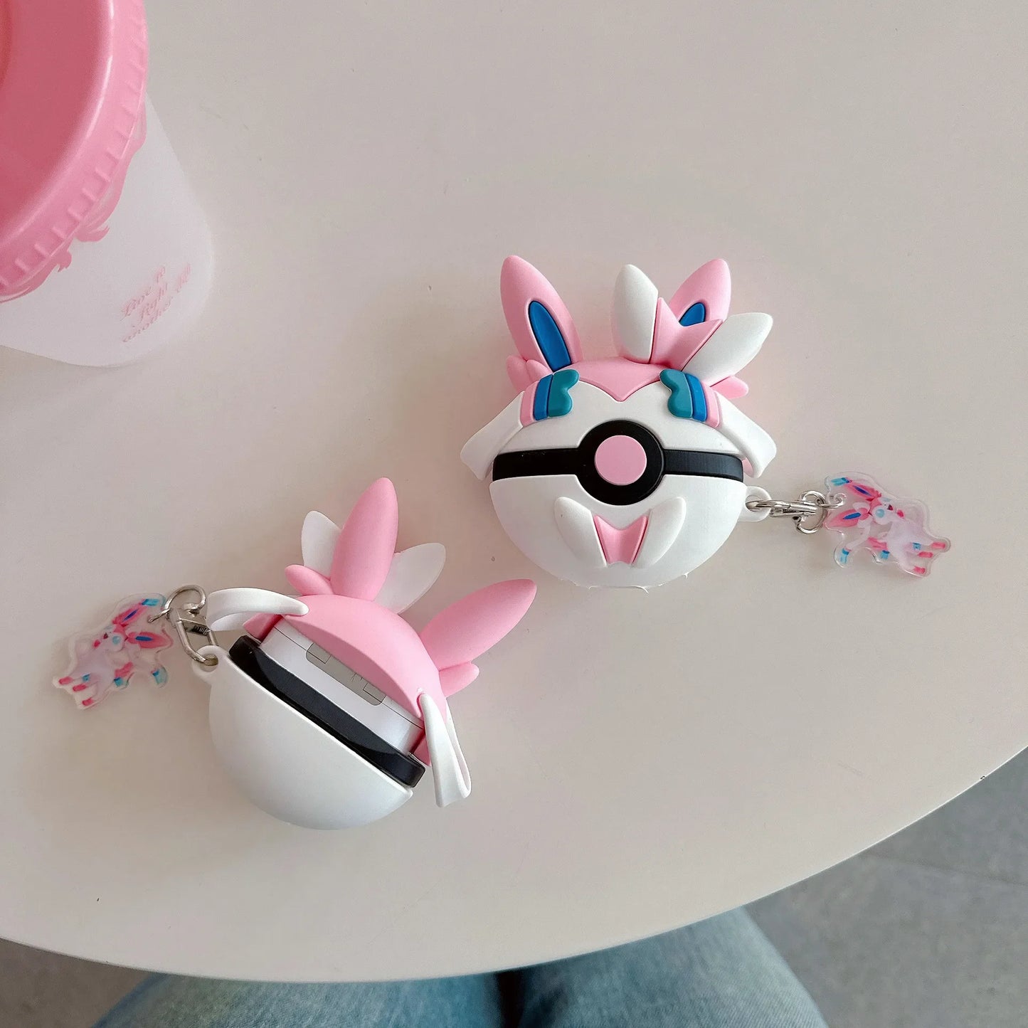 Pokémon: Funda Airpods Sylveon