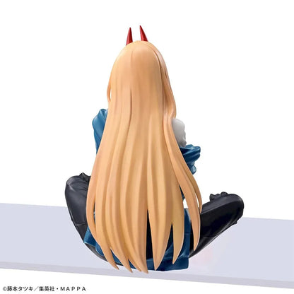 Chainsaw Man: Figura Power sentada