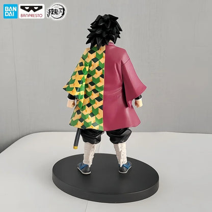 Kimetsu no Yaiba: Tomioka Giyuu Figura [15cm]
