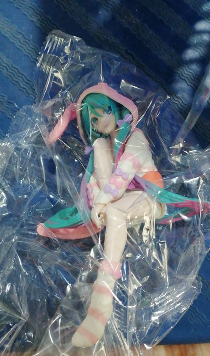 Vocaloid: Hatsune Miku Figura Conejo [15cm]